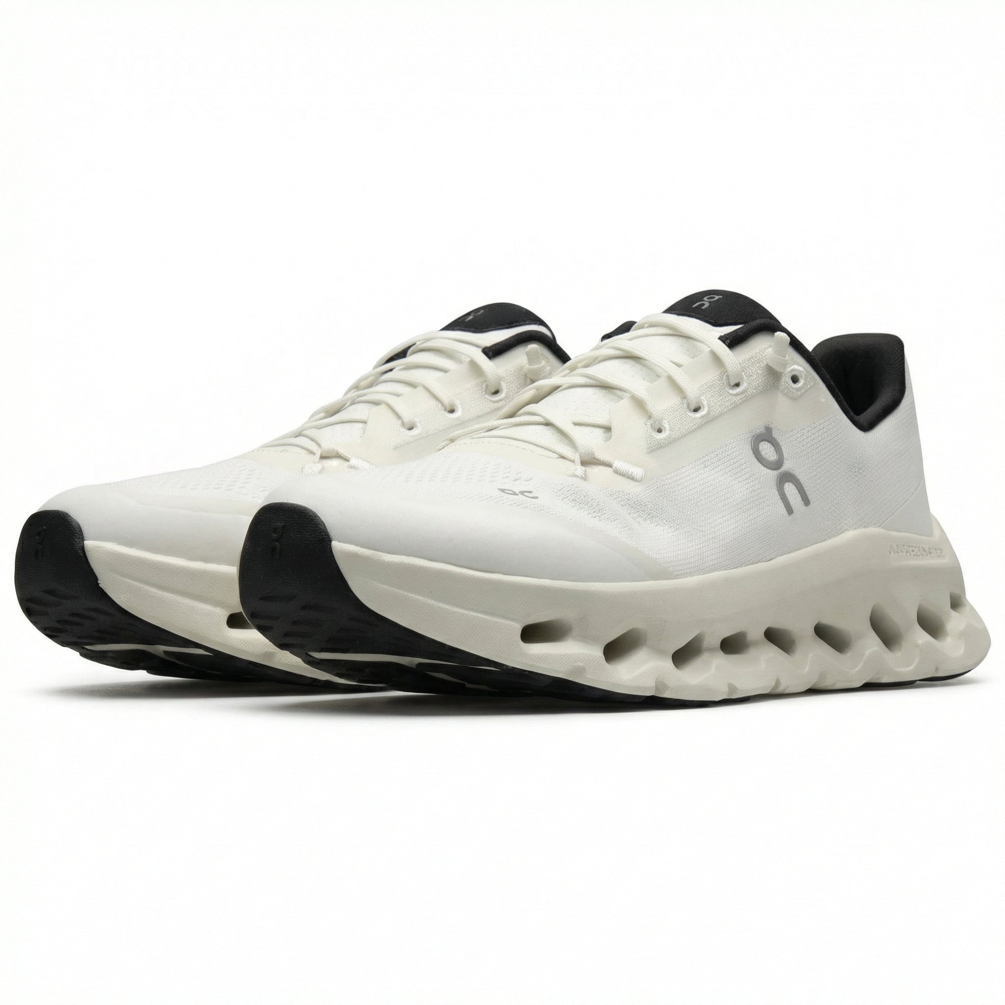 Cloudtilt™ – Pearl Ice White