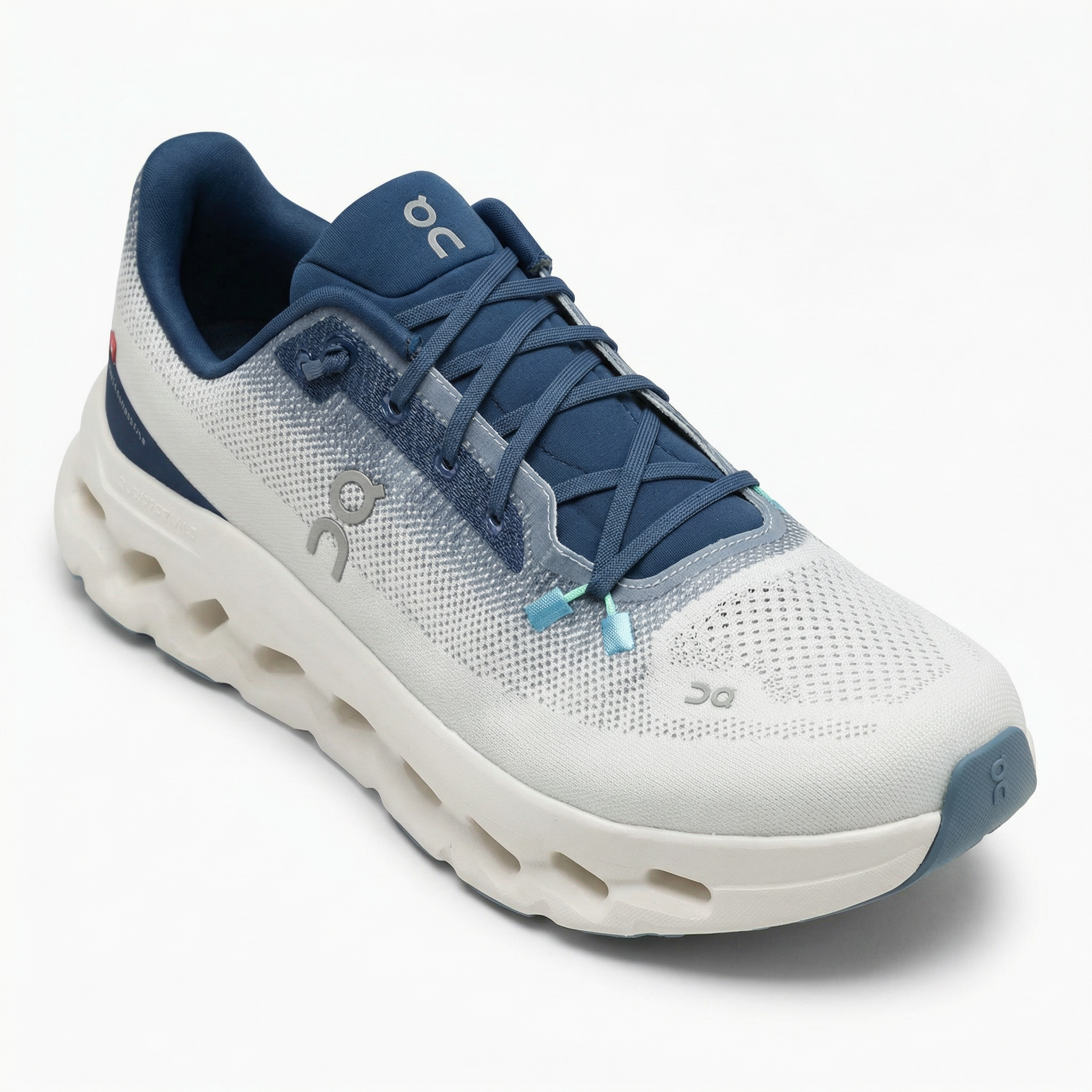 Cloudtilt™ – Ivory Blue White